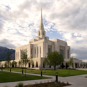 Public Invited to Tour Newly Remodeled Ogden Utah Temple