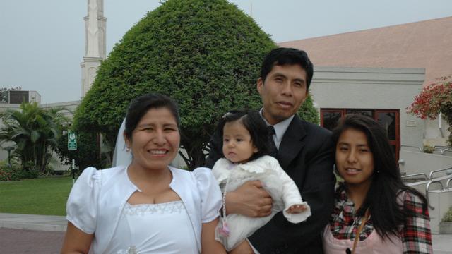Peru Temple Family