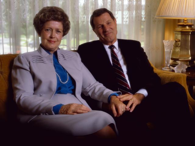 Colleen Hinckley Maxwell, Wife of Elder Neal A. Maxwell, Dies at Age 87