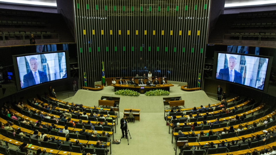 Brasil-Congreso-Solemn-Sesión-6