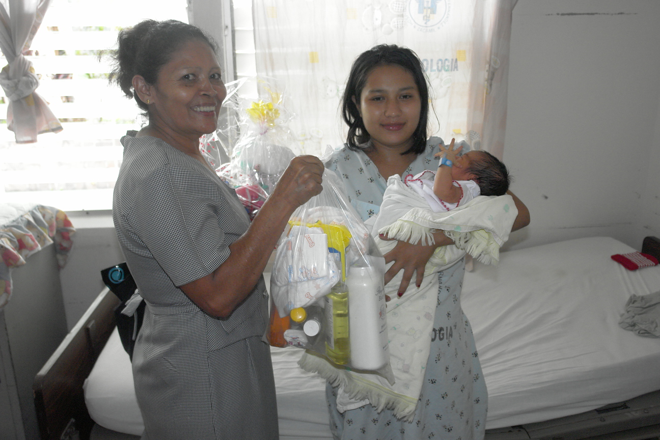 El Salvador Newborn kits