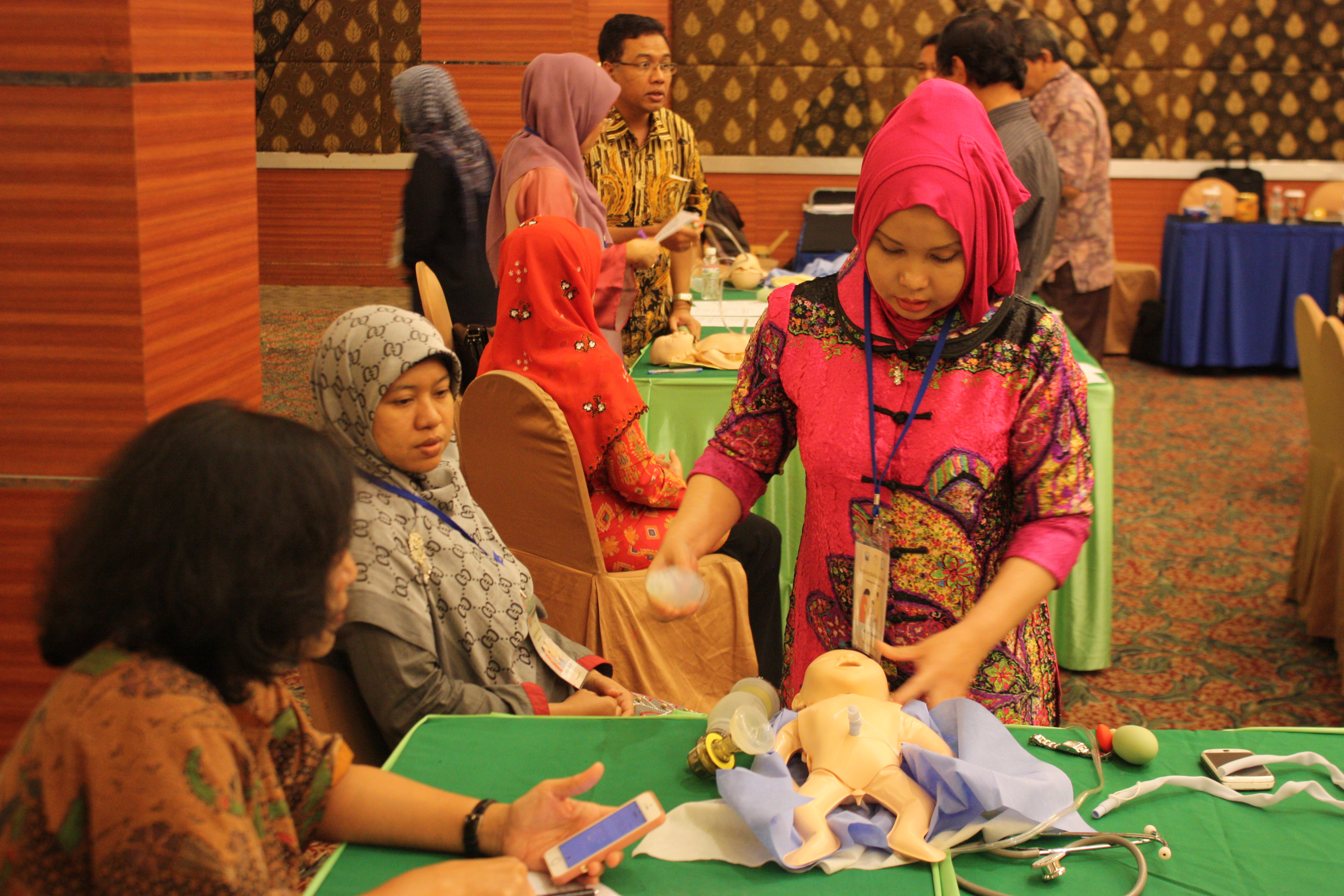 Malaysia help babies breathe2015 1