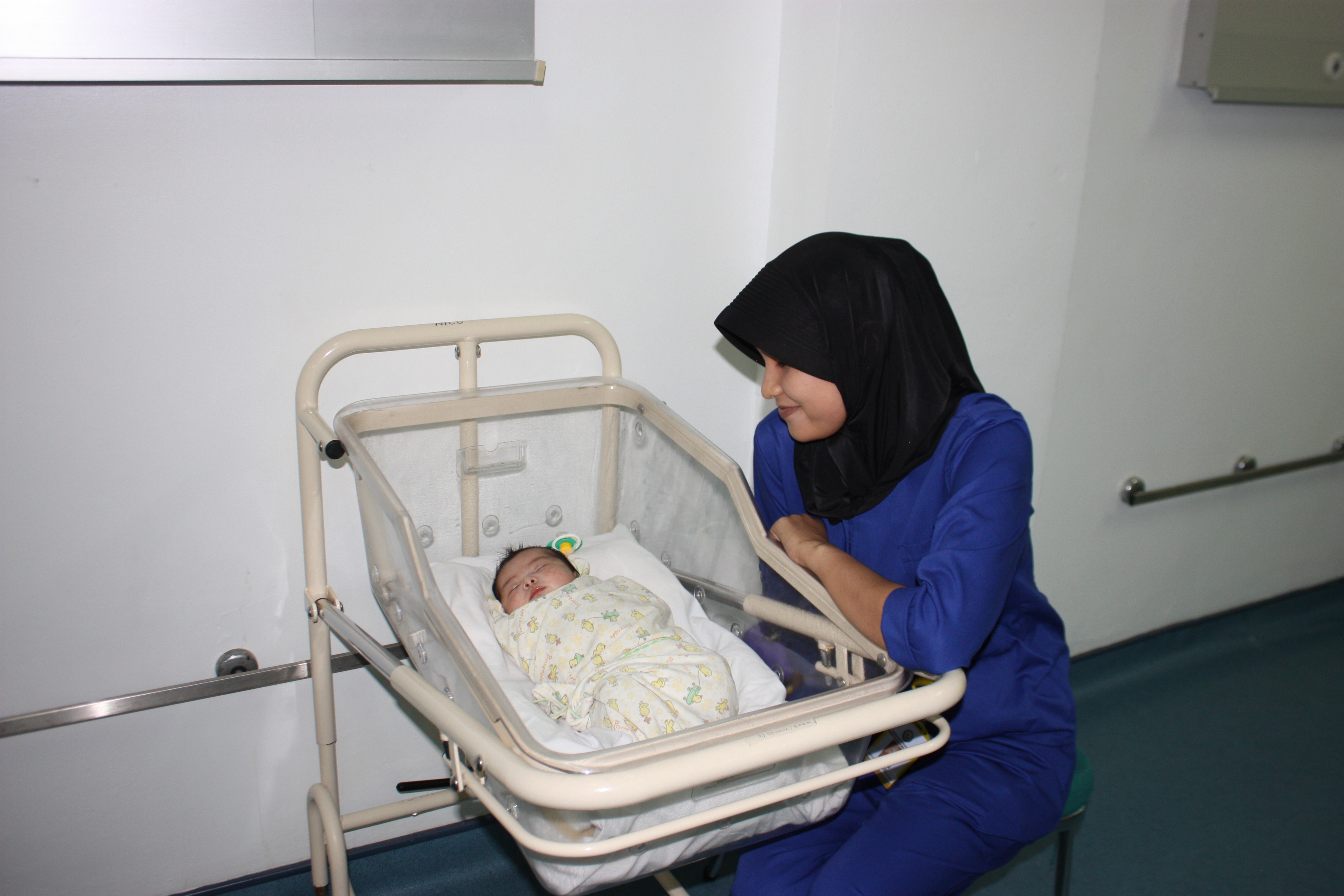 Malaysia help babies breathe2015 2